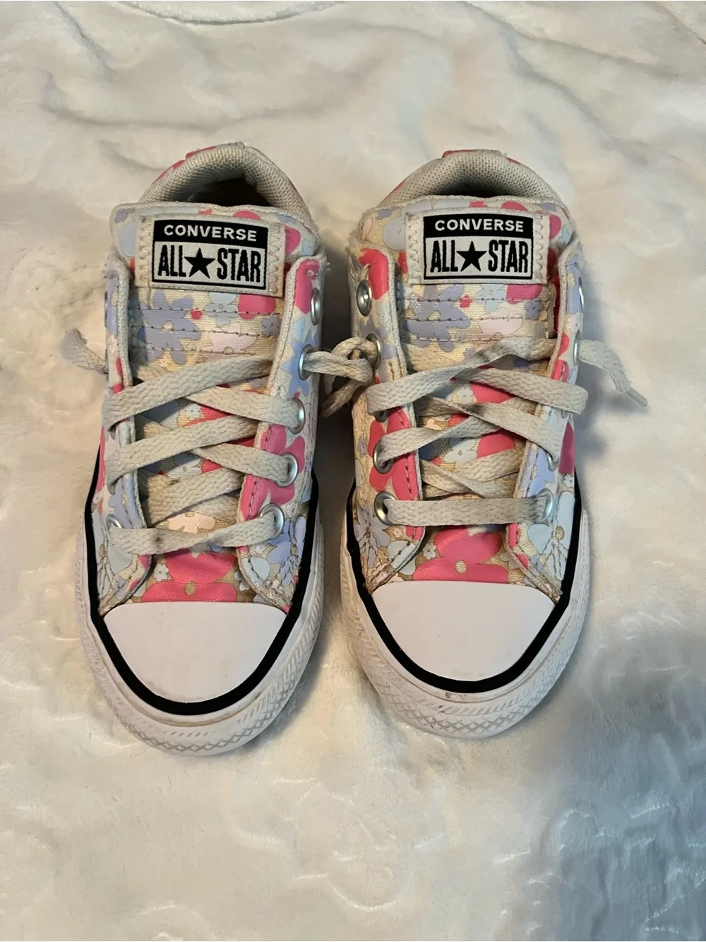 Converse Kids' Pink and Light Blue Floral Low-Top Sneakers